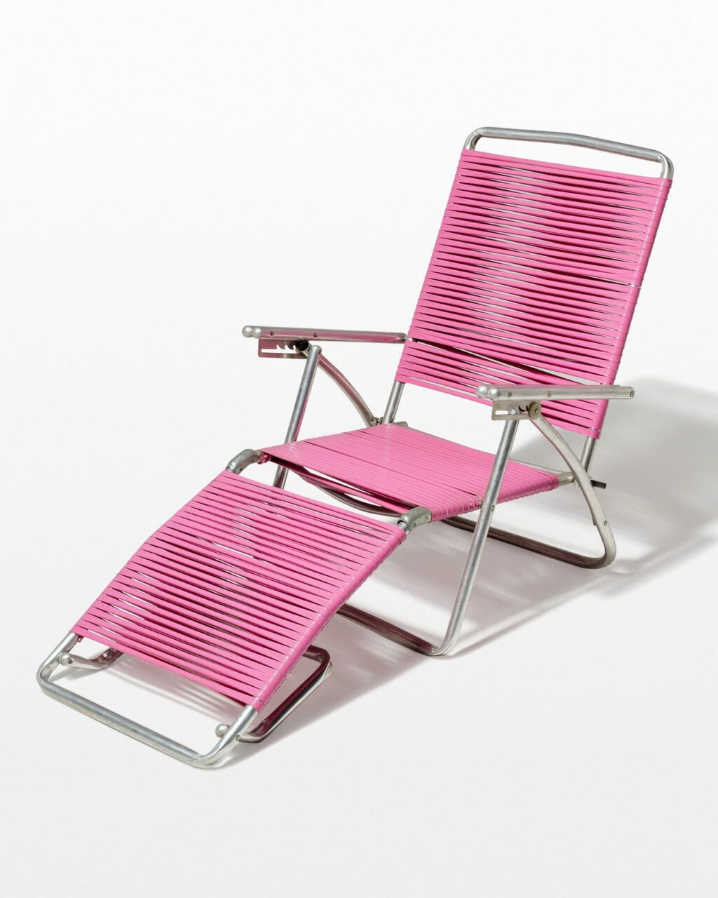 Pink discount deck chairs