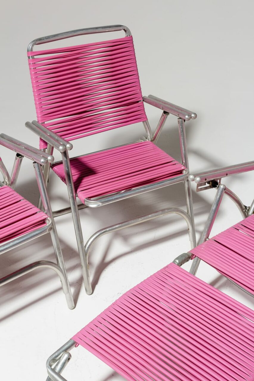 mooi zo vooroordeel Spanje CH447-S Victoria Pink Folding Beach Chairs and Lounge Set Prop Rental -  ACME Brooklyn