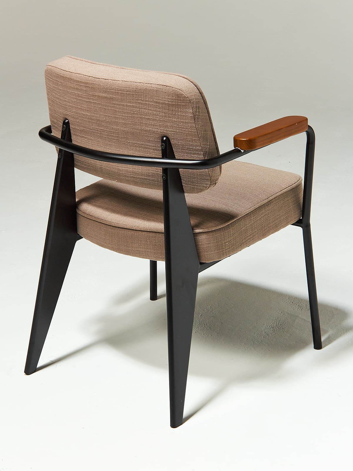 CH521 Abe Chair Prop Rental - ACME Brooklyn