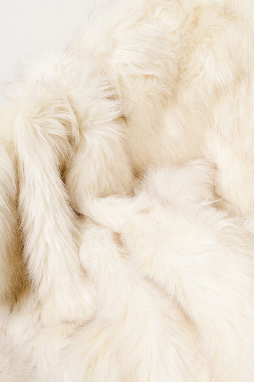 SG099 Safa White 4' x 5' Faux Fur Throw Prop Rental - ACME Brooklyn